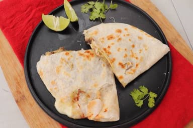 Quesadilla de Buche