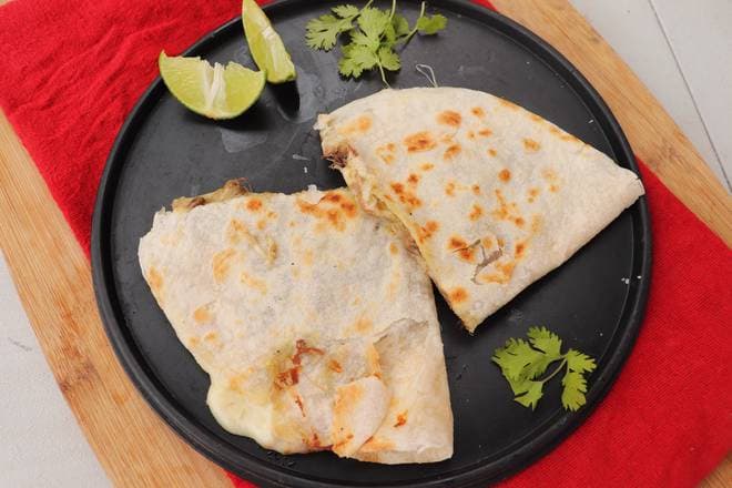 Quesadilla de Buche