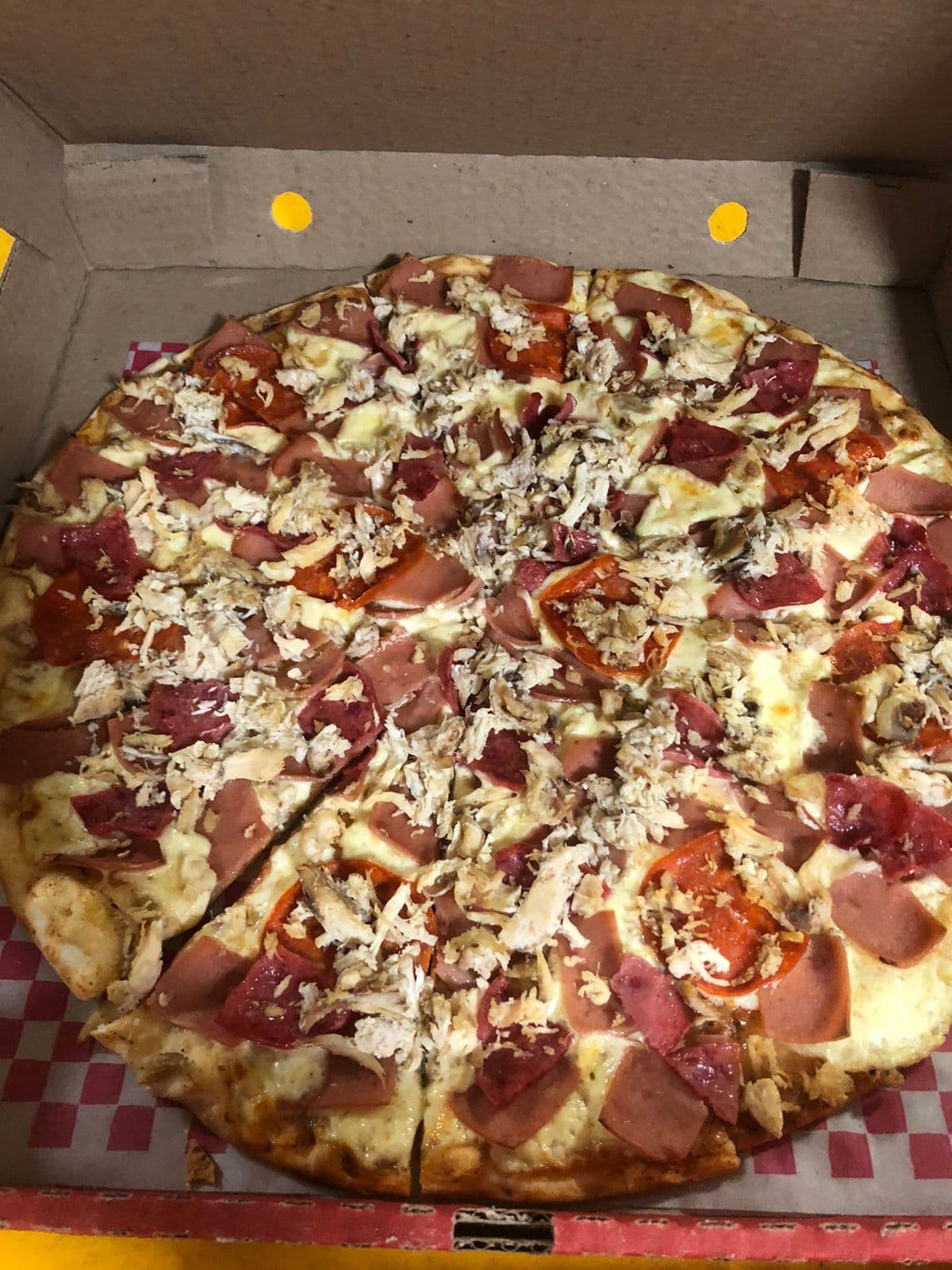 Pizza Large Combinada Jamon / tocineta