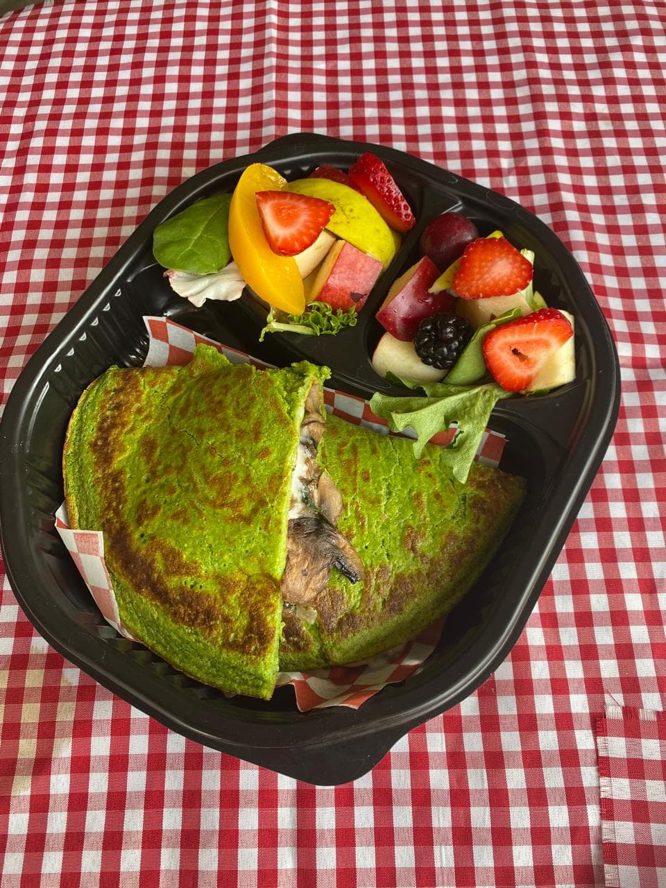 Tortilla de Avena y Espinaca Rellena + Fruta