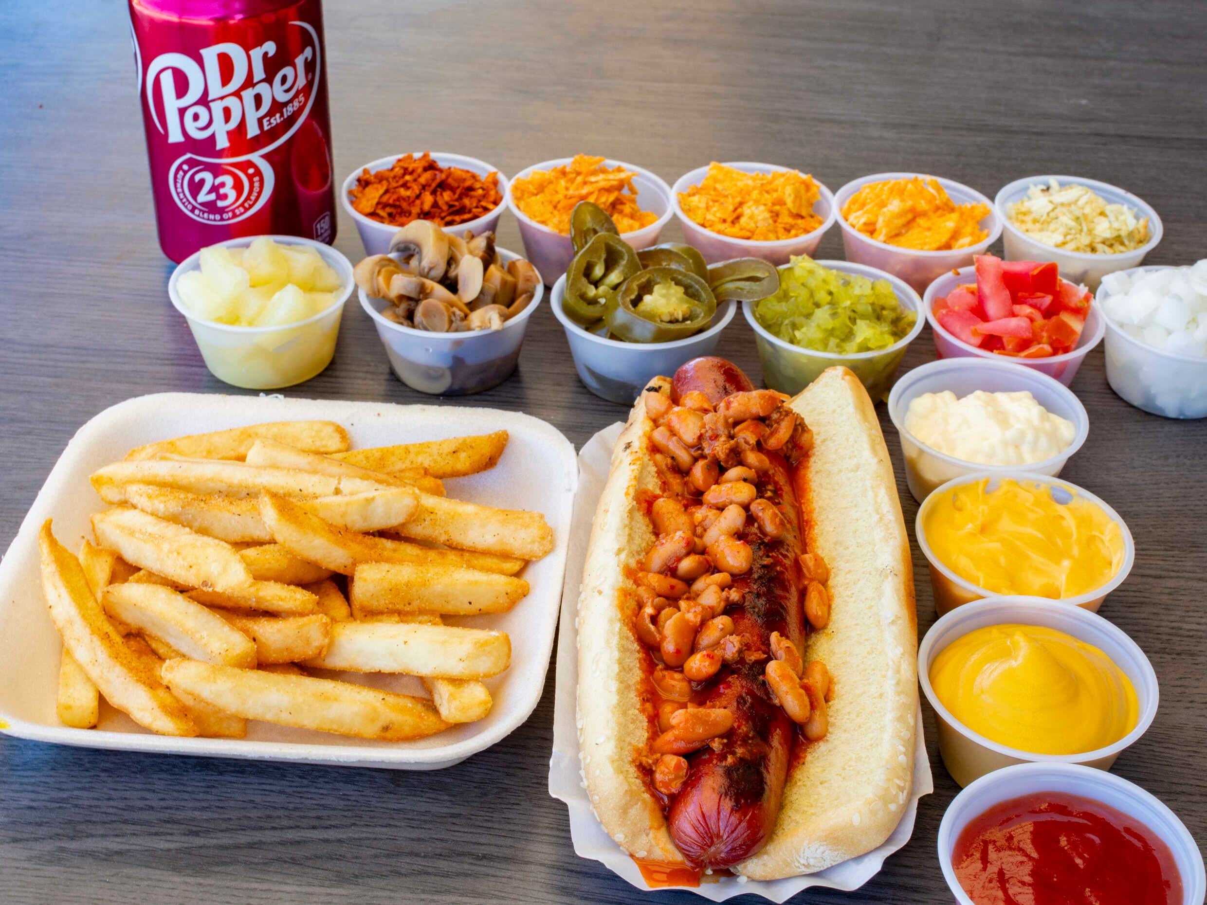 Chili Dog + Papas + Soda