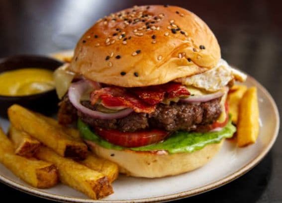 Hamburguesa Royal.