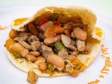 Gordita de Bistec Ranchero