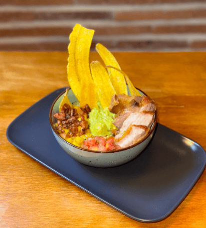 Molcajete de Chicharrón