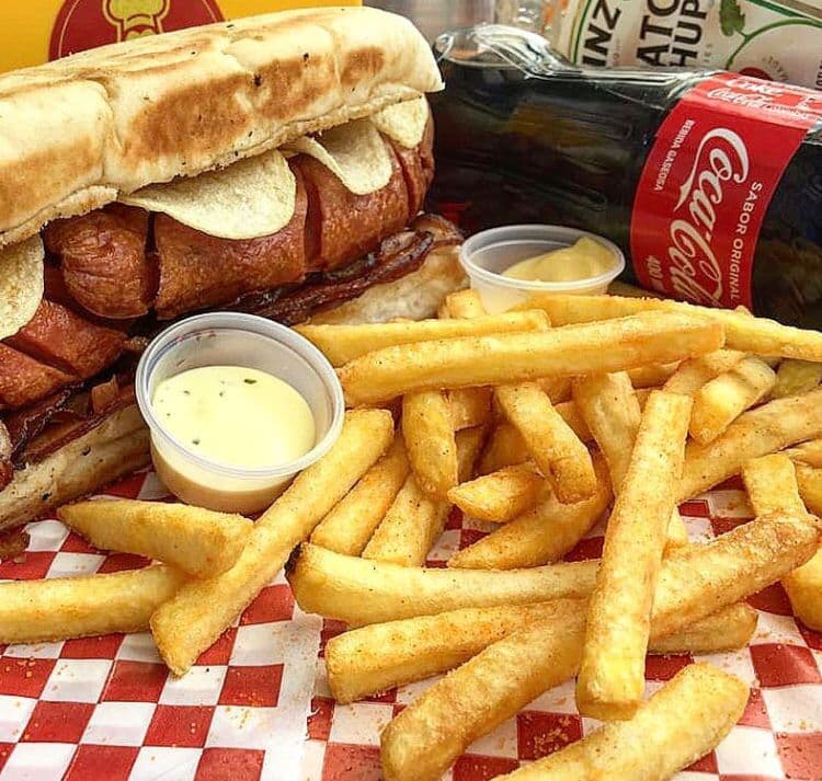 Combo Perro Canequero