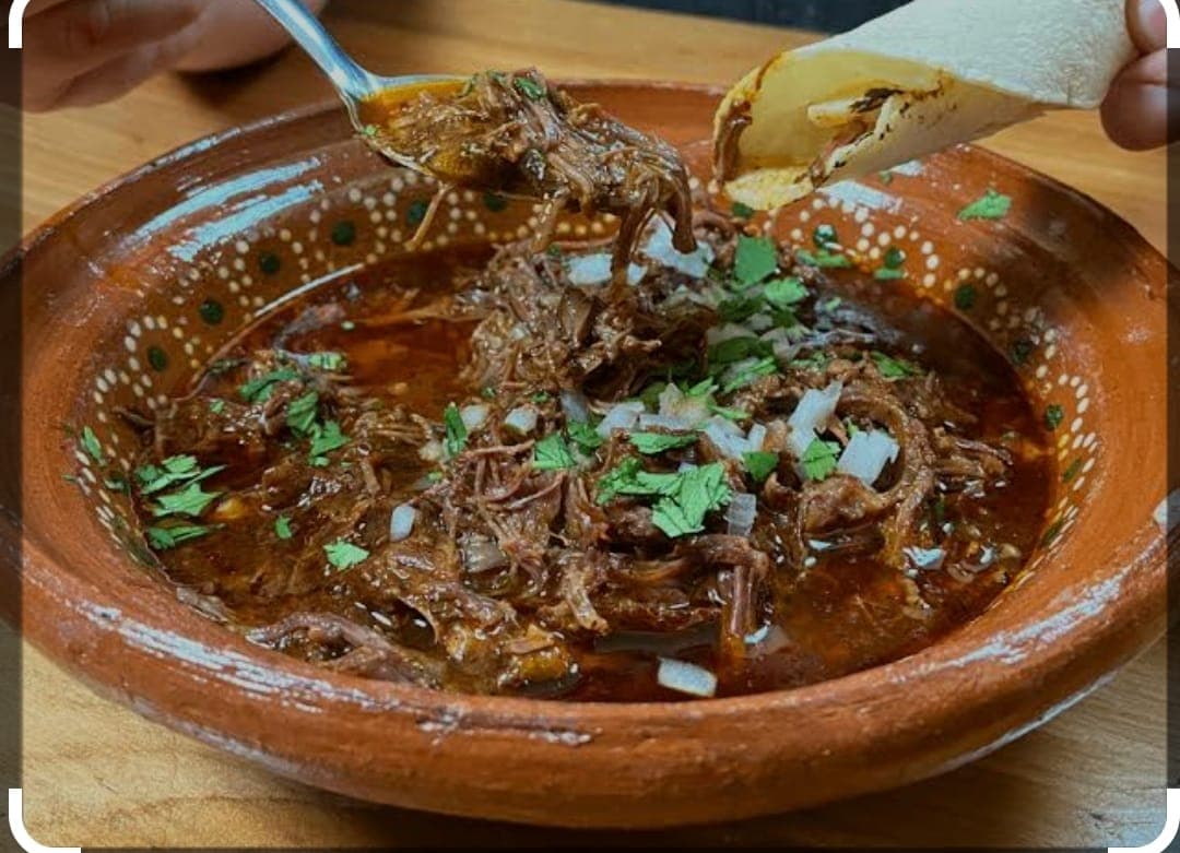 Plato Grande de Birria