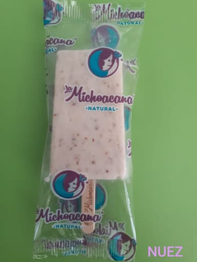 PALETA SABOR NUEZ CON FRESA