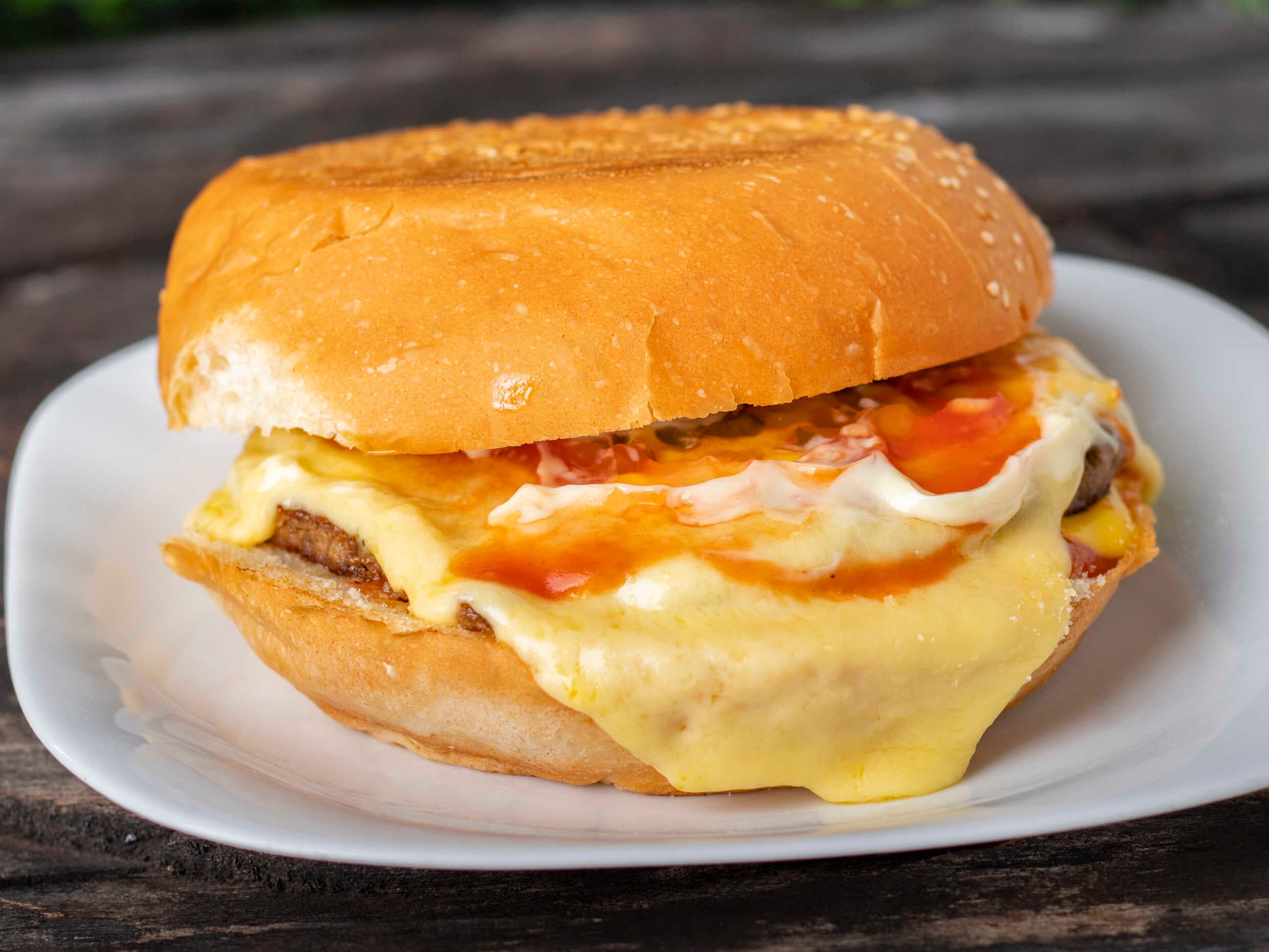 Hamburguesa Triple Queso