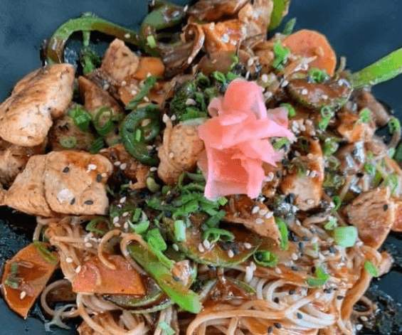 Yakisoba de Pollo