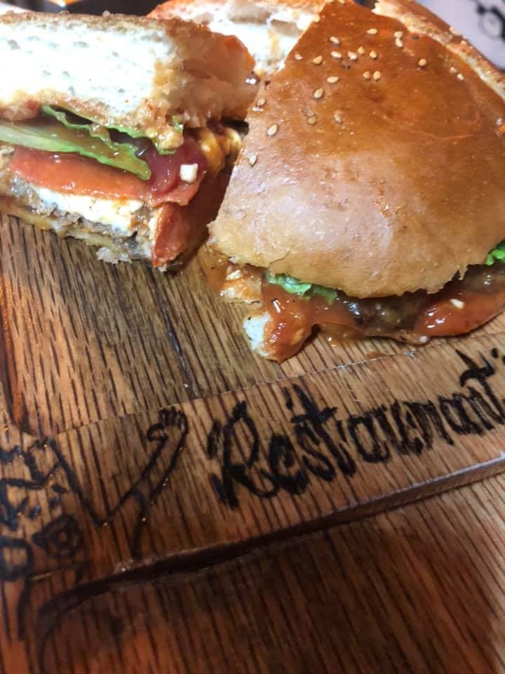 Hamburguesa Máster Poca Luz