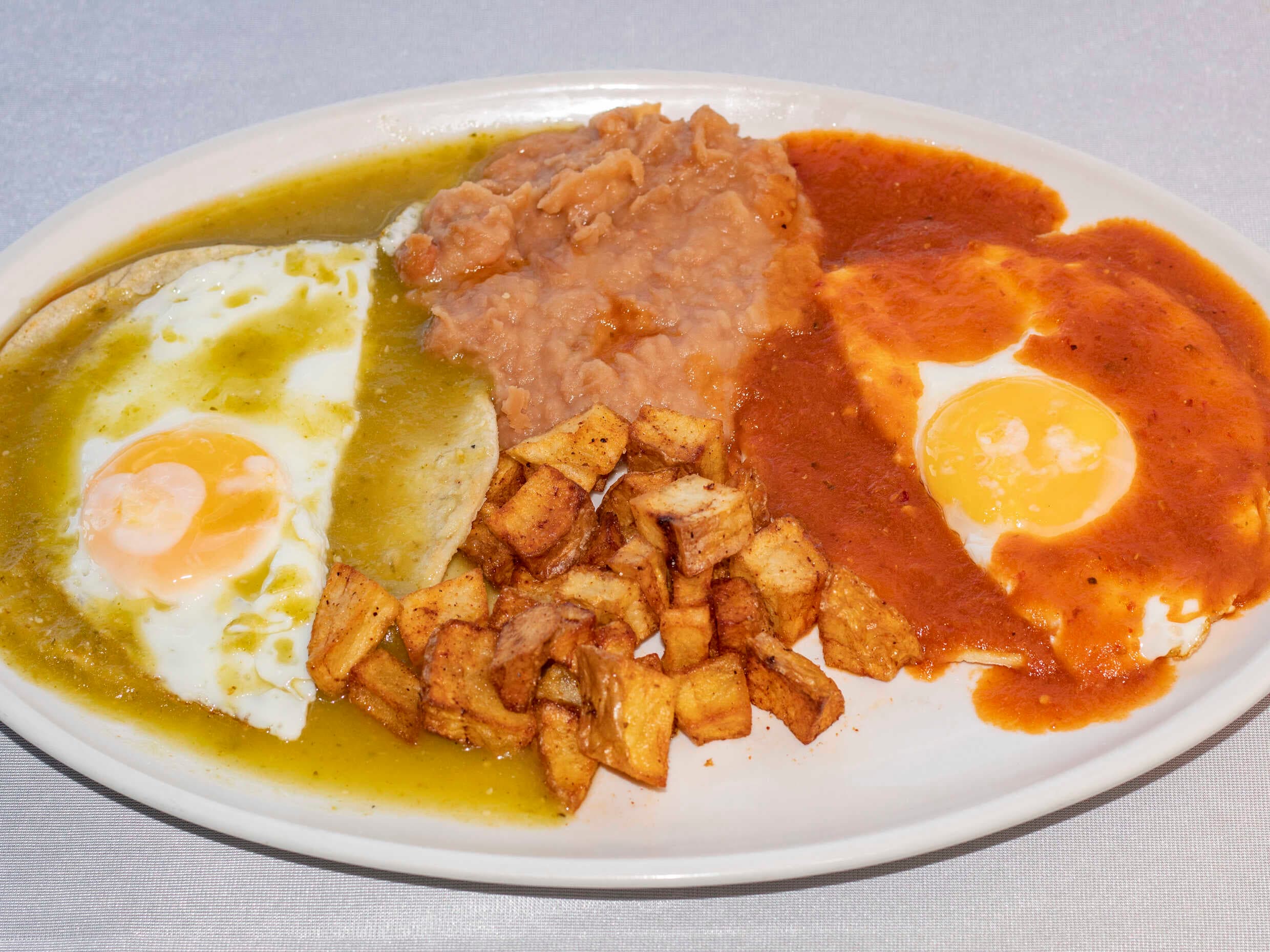 Huevos Divorciados