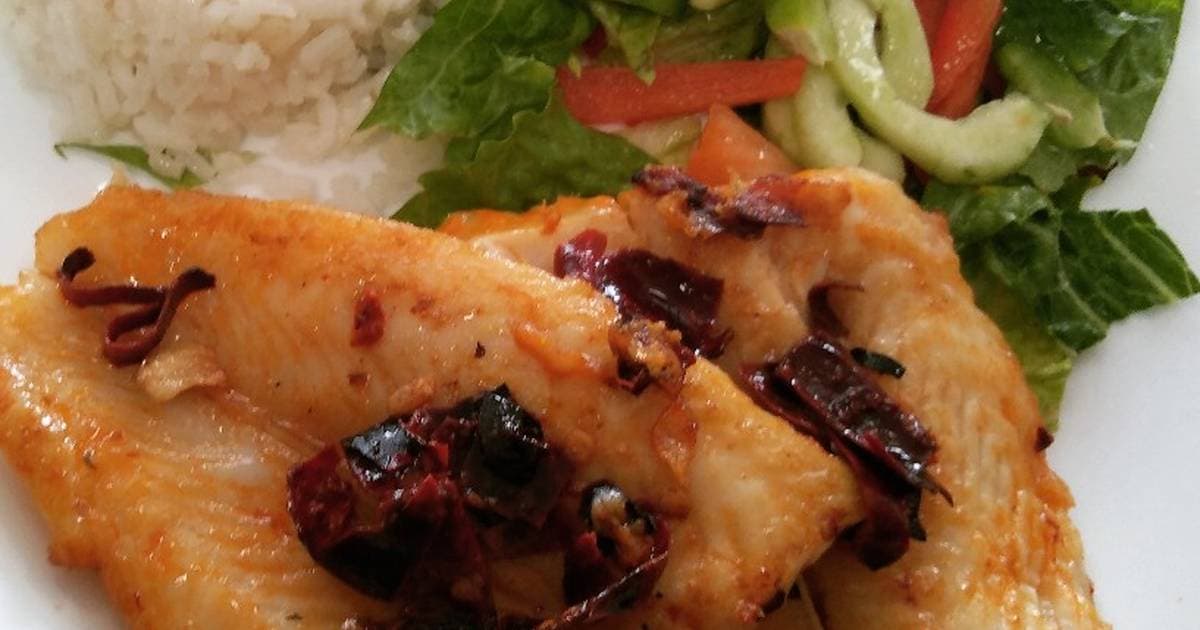 Filete de Pescado al Mojo de Ajo