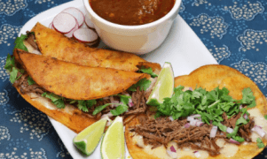 Quesabirria+Consomé+Tco. de Birria+Coca Cola