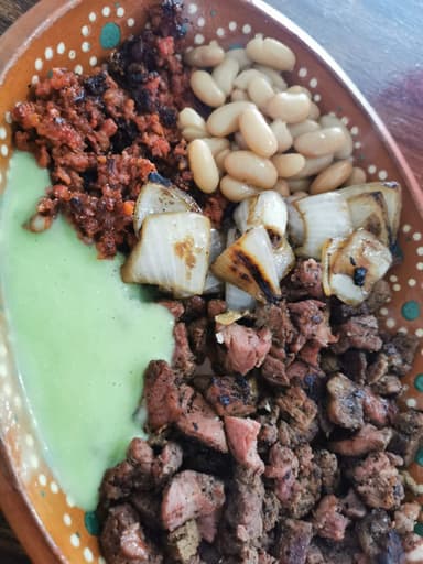 1 ORDEN DE ARRACHERA + 1 AGUA FRESCA
