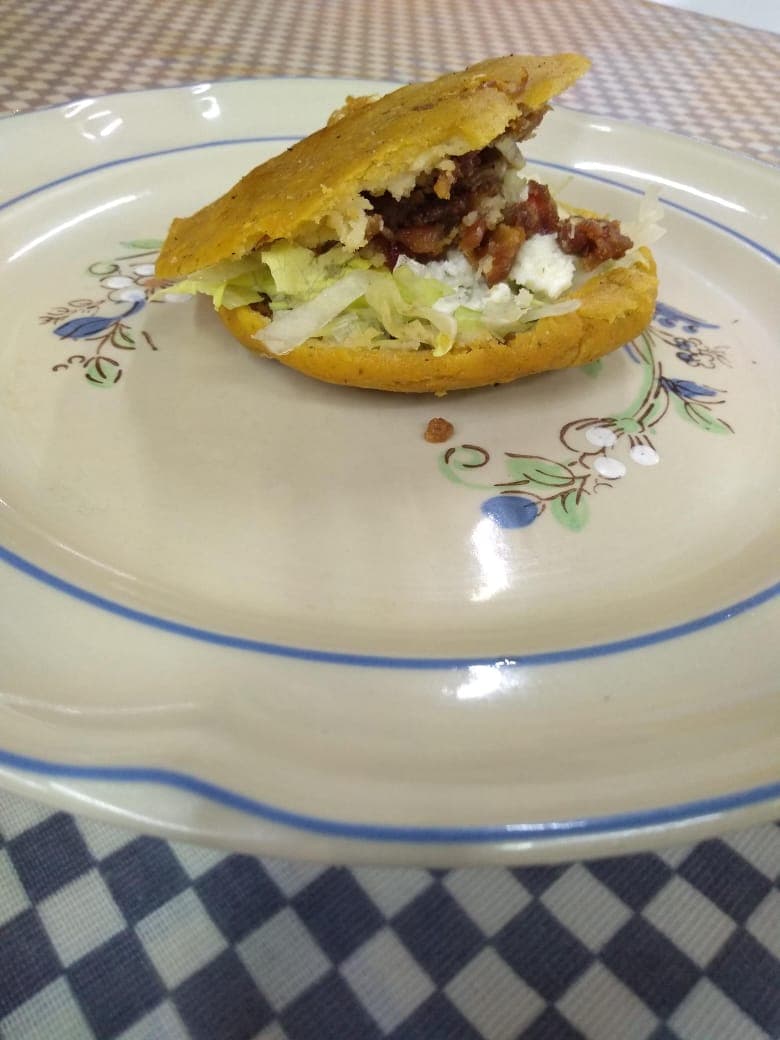 Gordita de guisado