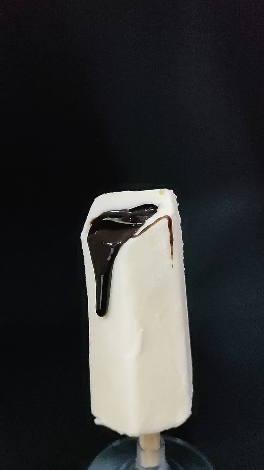 Paleta de Tres Leches Rellena de Hersheys