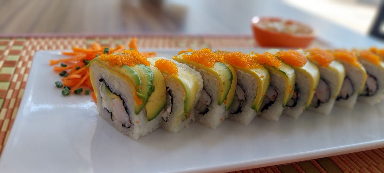 Sushi Básico Abocado Makii Masago