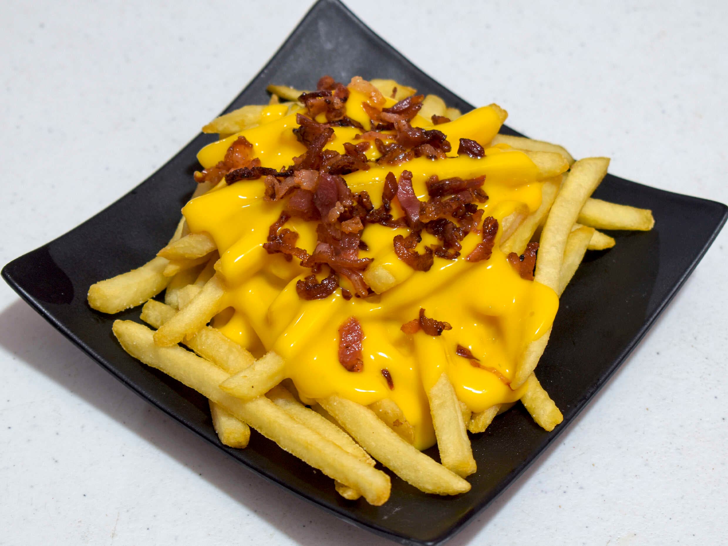 Papas Tocino con Queso