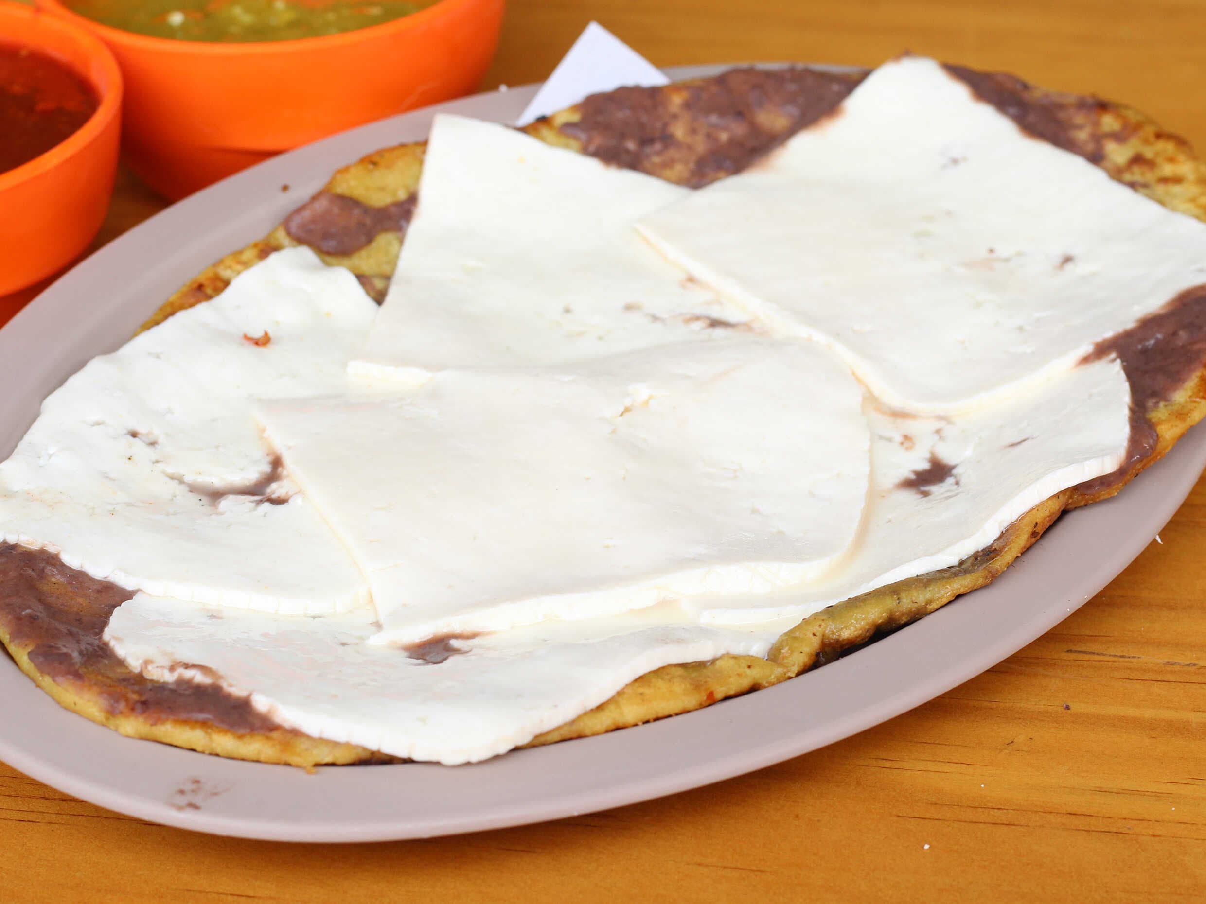 Huarache de Queso Panela 30%