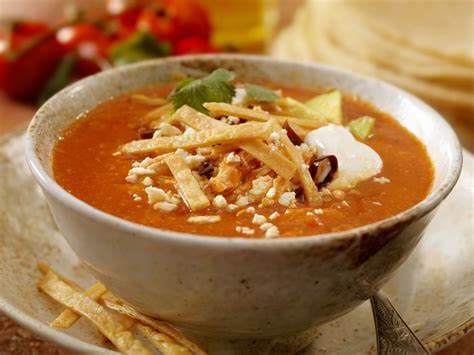 Sopa de Tortillas