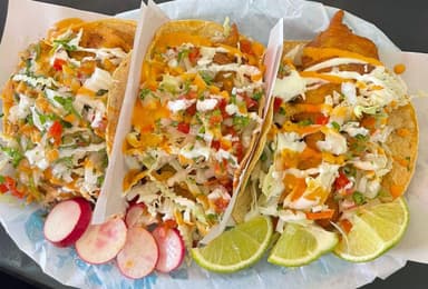 3 Tacos de Pescado