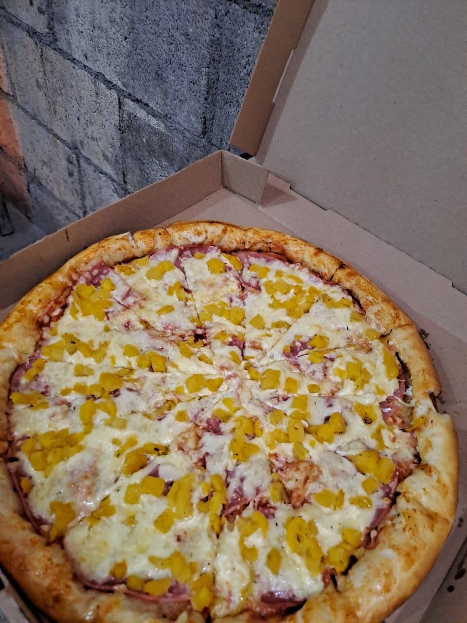 Pizza Hawaiana