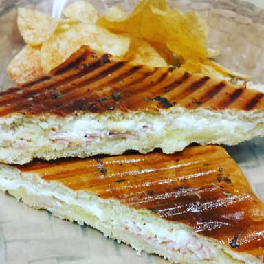 PANINI ITALIANO TRES QUESOS