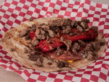 Salchicha Asada con Carne