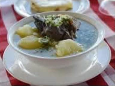 Caldo de Costilla