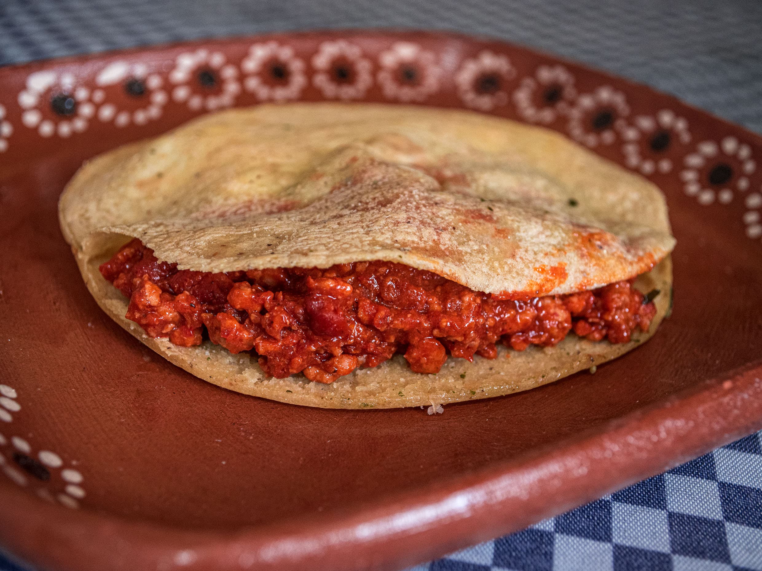 Gordita de Asado Rojo