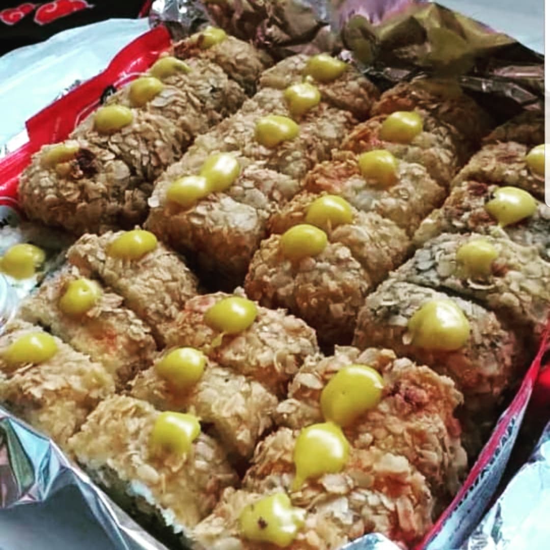 10 PIEZAS DE SUSHI EMPANIZADOS☺️