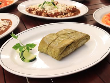 Tamal de Mole en Hoja de Plátano