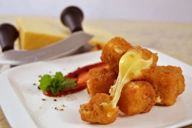 Combo de Dedos de Pescado, Papas y Bebida