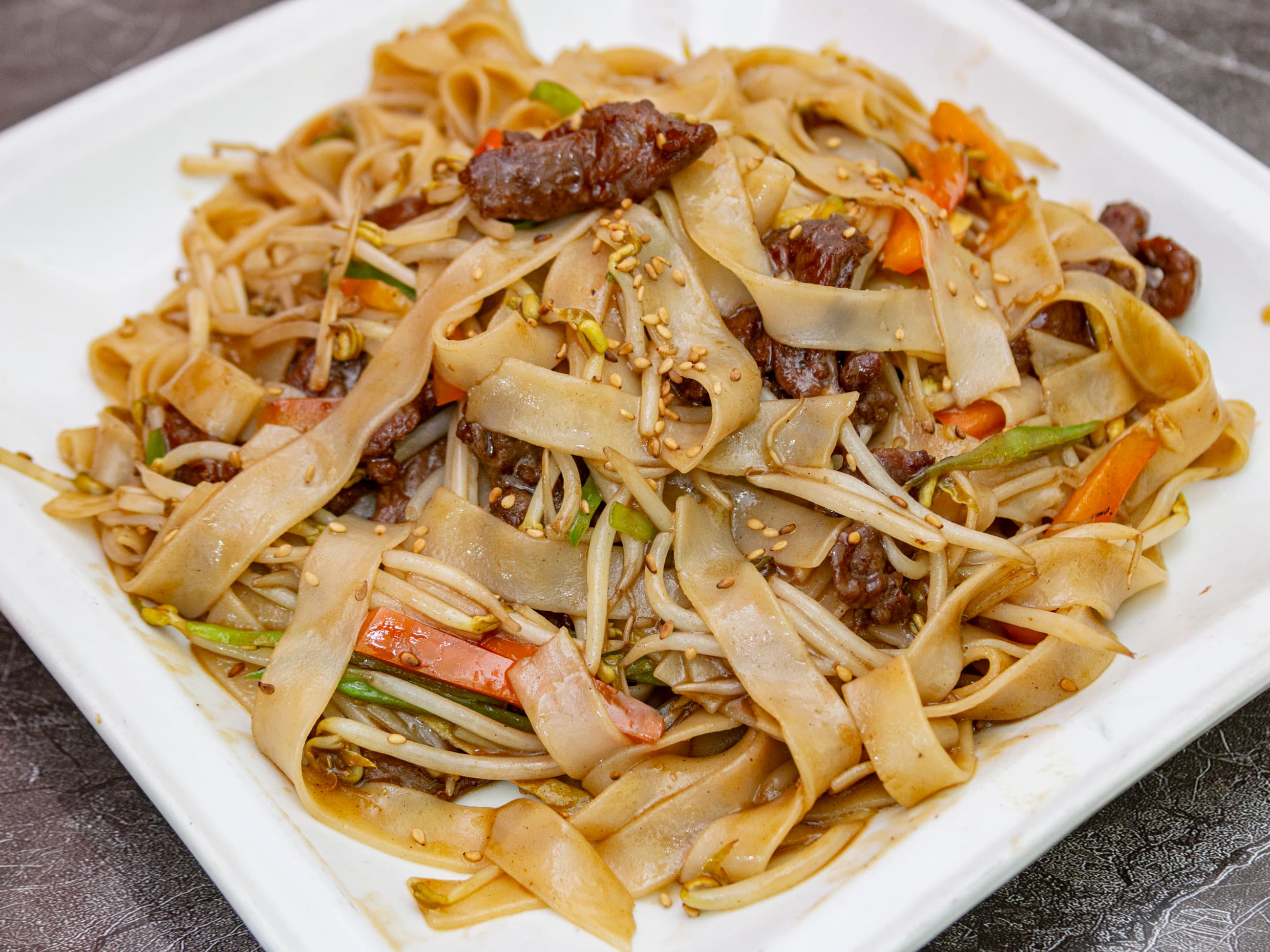 Sahofan Saltado de Carne