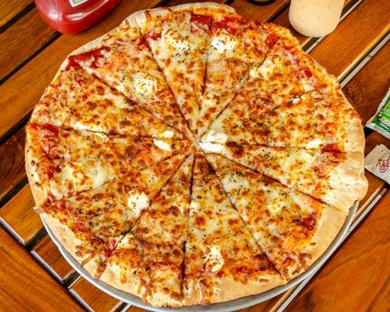 Pizza Mediana 4 Quesos