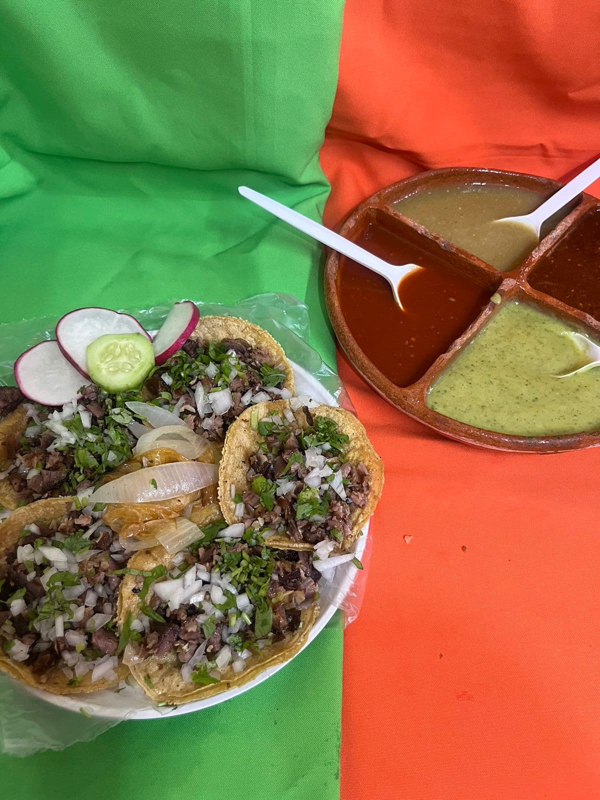 Orden de 5 tacos de Suadero