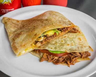 Quesadilla Machaca