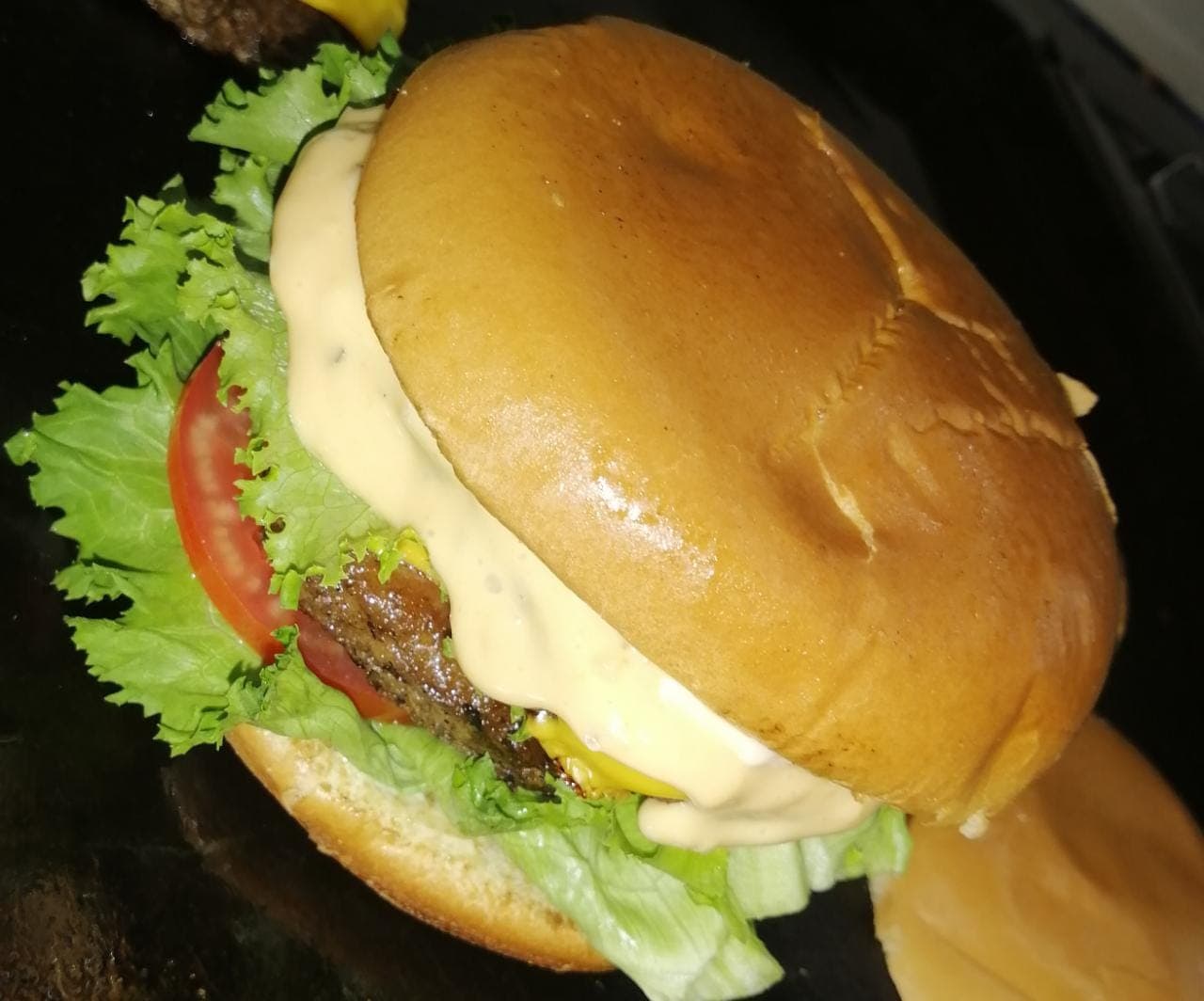 BURGER STYLE IN-N-OUT BURGER