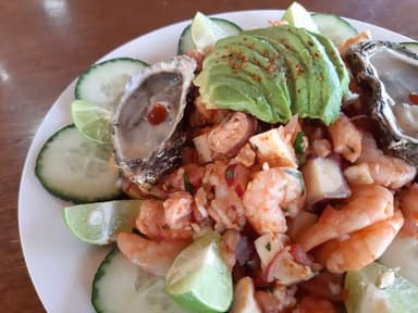 Botanas De Mariscos