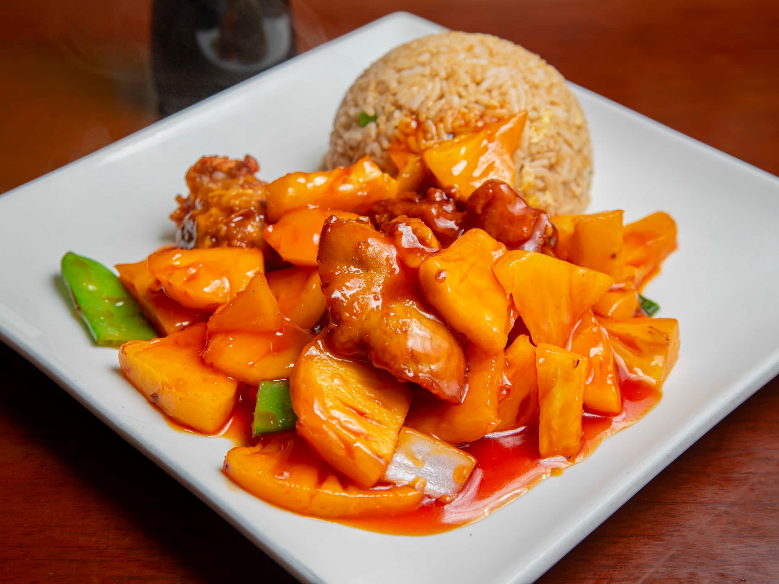 Piña con Pollo en Trozos