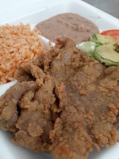 Milanesa de Pollo Empanizada + Coca Cola 600 ml