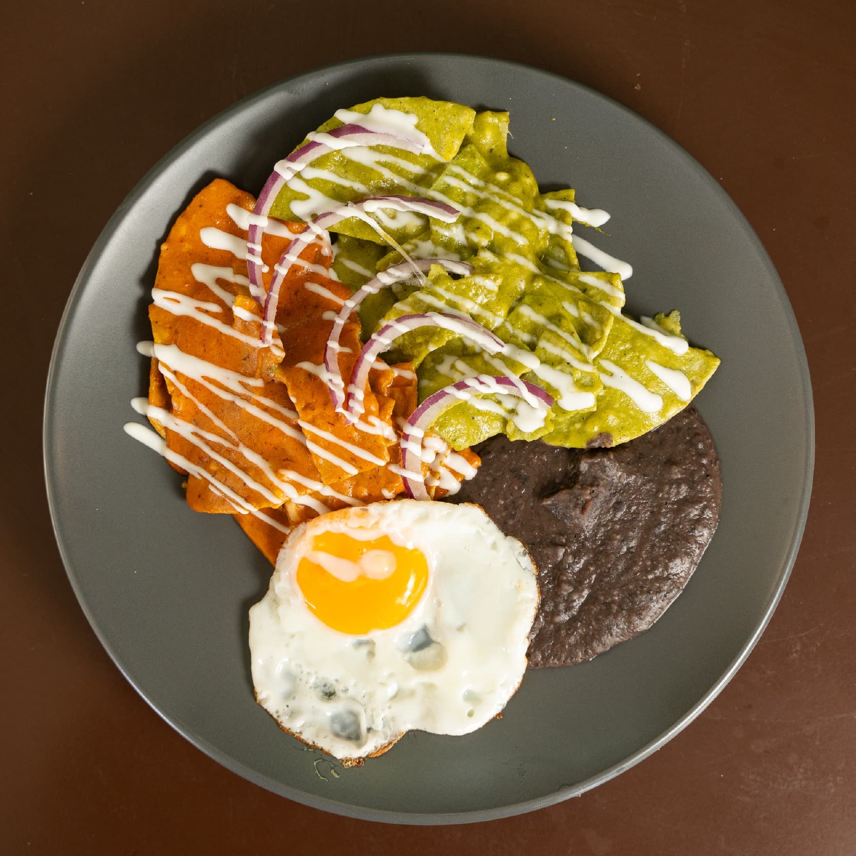 Chilaquiles con Huevos