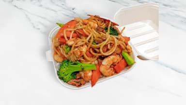 Yakiudon de Camarón