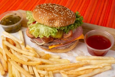 Mr. Burger Cubana Mediana