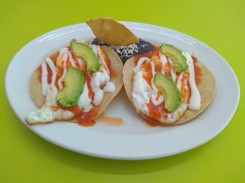 Huevos Estrellados en Tostada