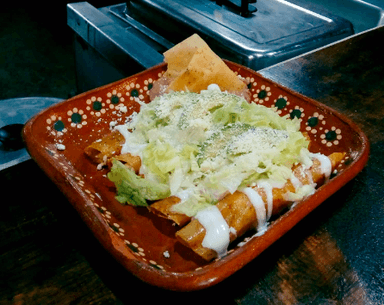 Flautas Doradas de Res
