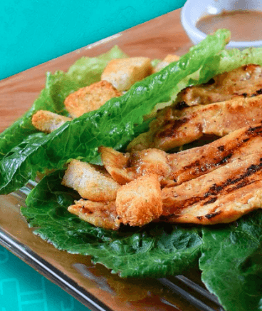 Ensalada César con Pollo