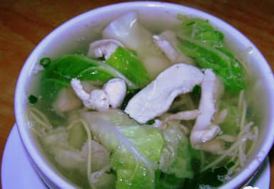 Caldo de Pollo