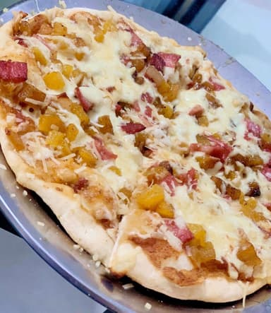 Pizza Combinada Mediana 8 Porciones+ Econolitro