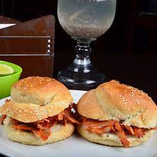 Cemita de carne al pastor